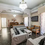 Appartement Mitropoli's *