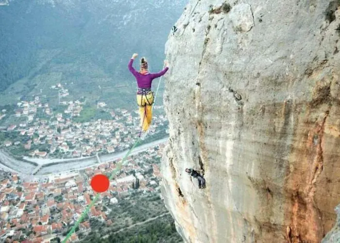 Mitropoli's Apartament Leonídion